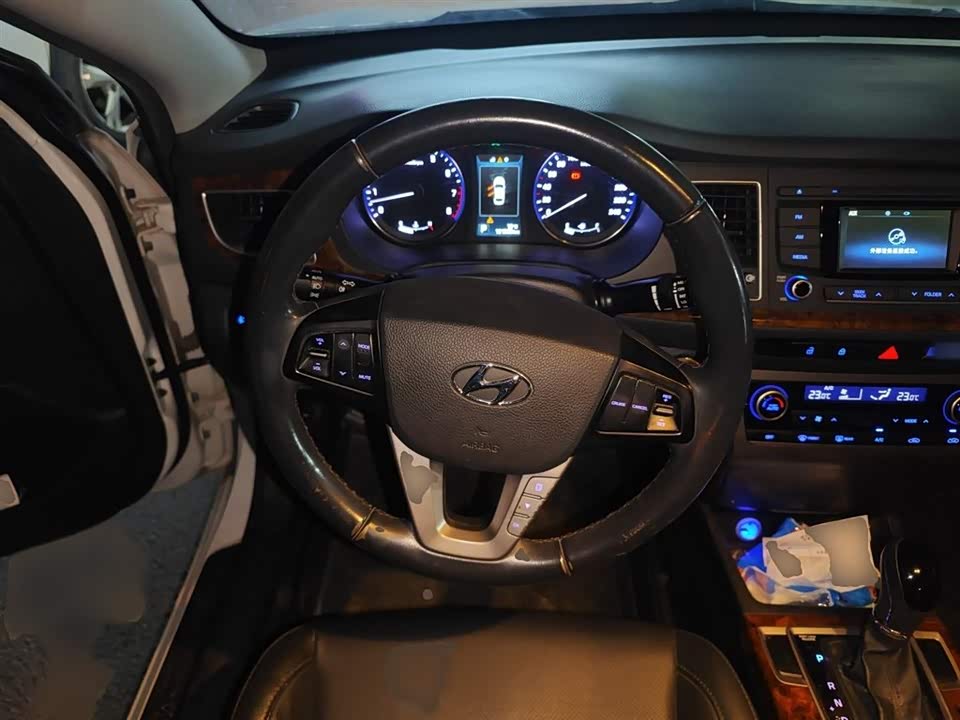 Hyundai Name picture