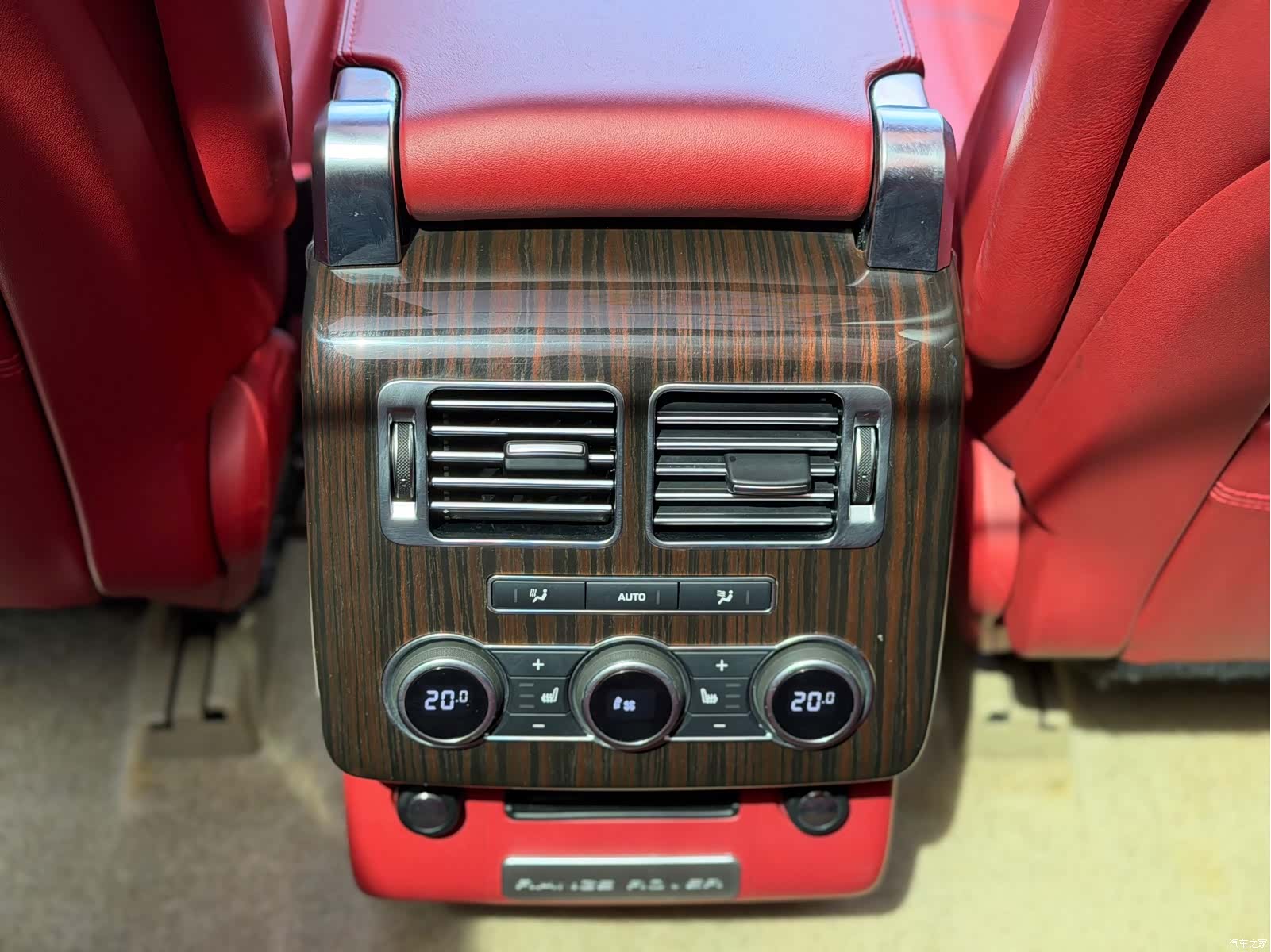 Land Rover Range Rover, 2016 9