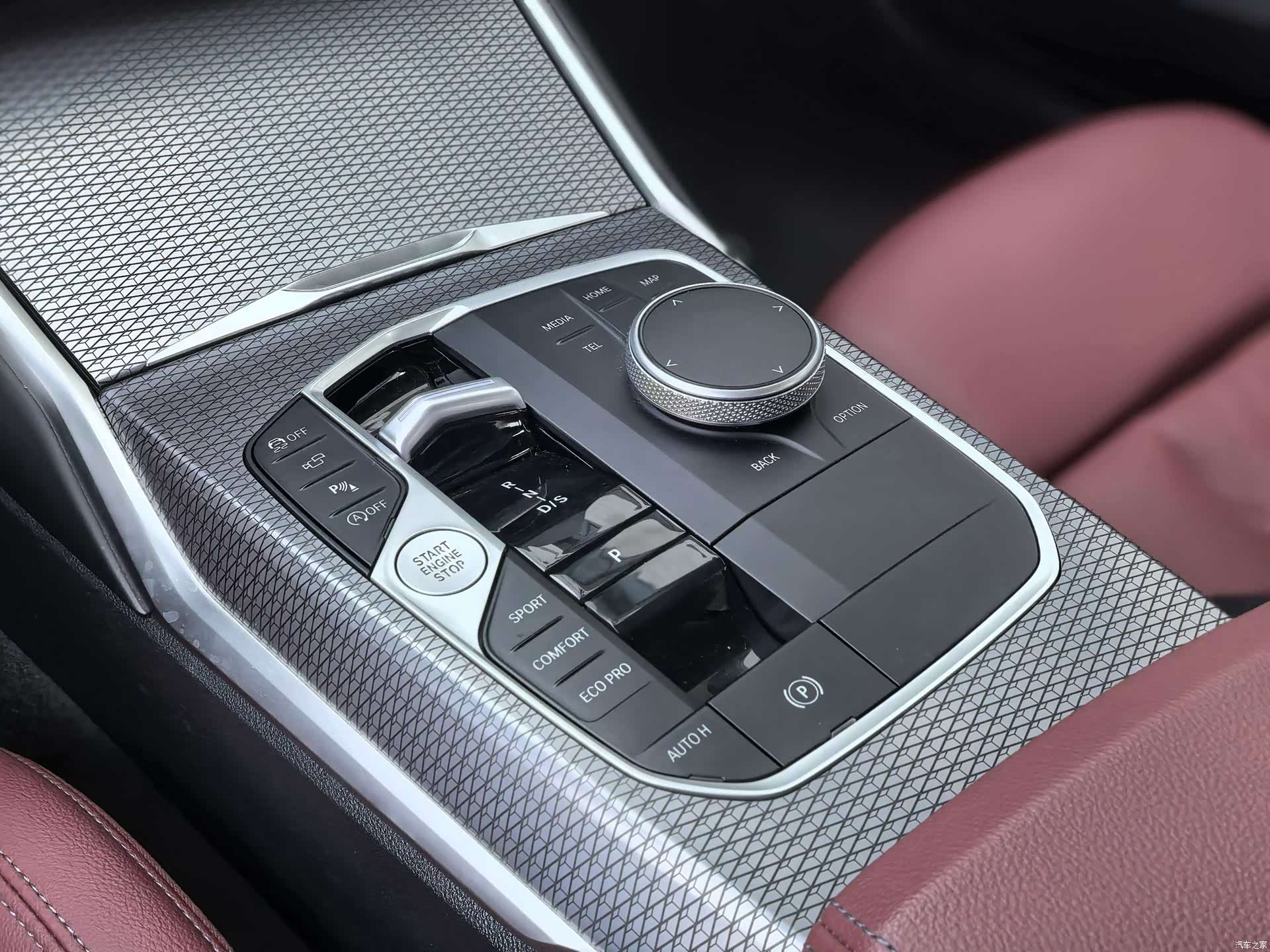 BMW 3 Series, 2024 11