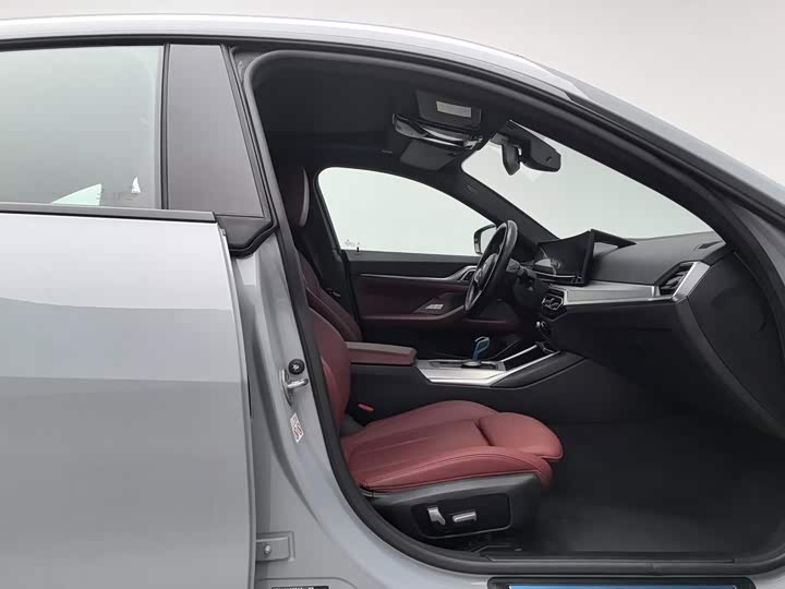 BMW i4 2022 eDrive40