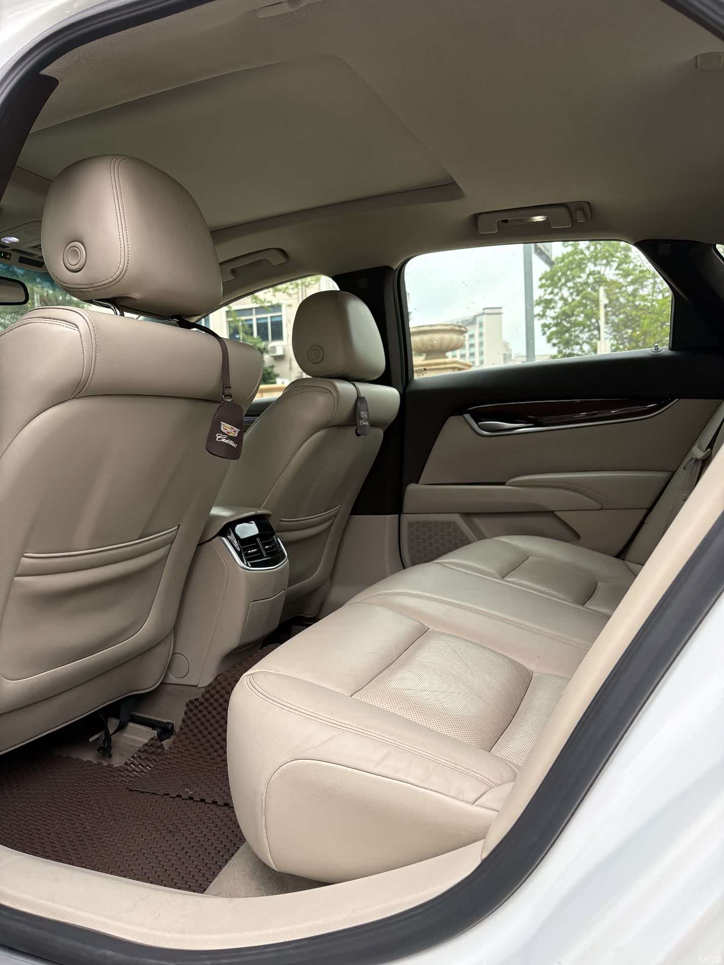 Cadillac XTS, 2016 14