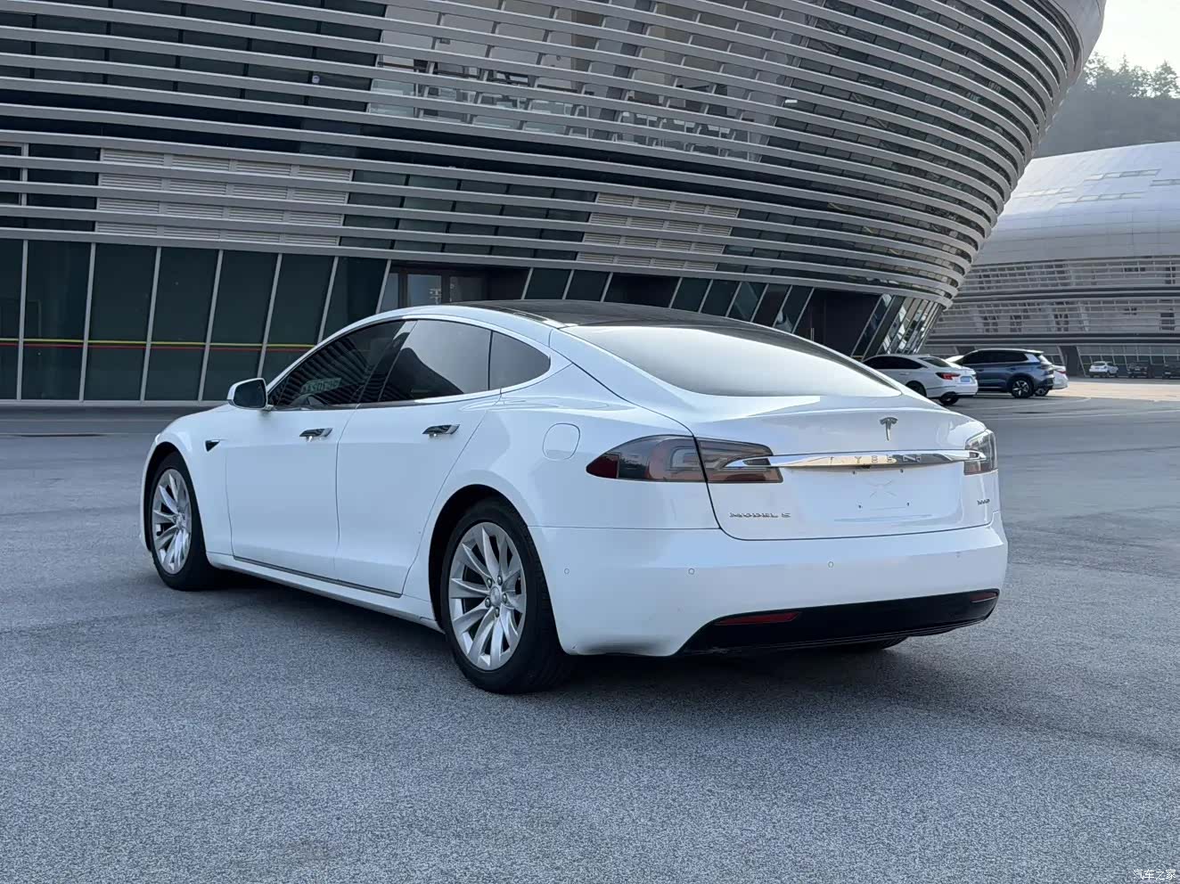 Tesla Model S, 2018 все фото