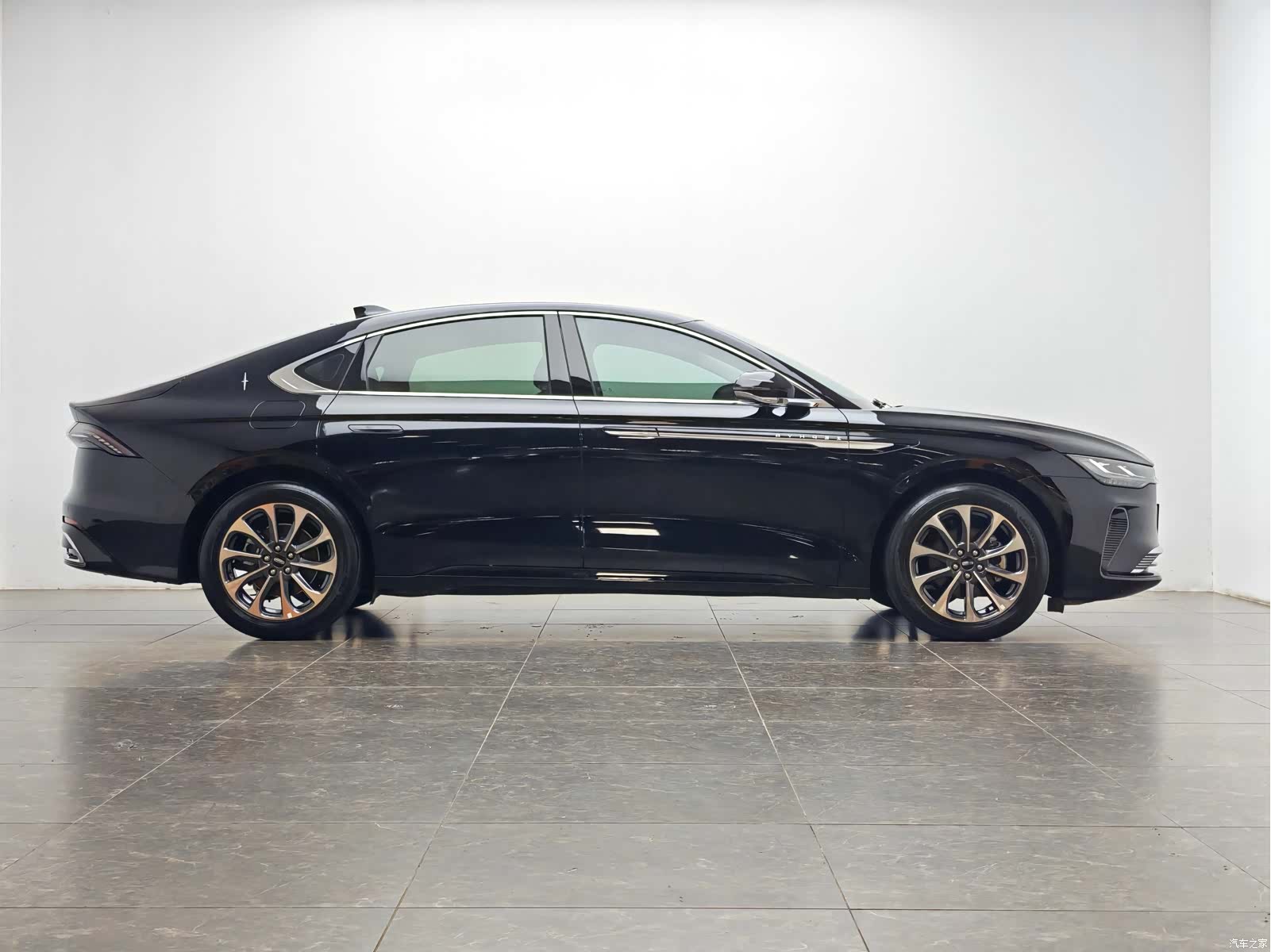 Lincoln Z, 2022 11