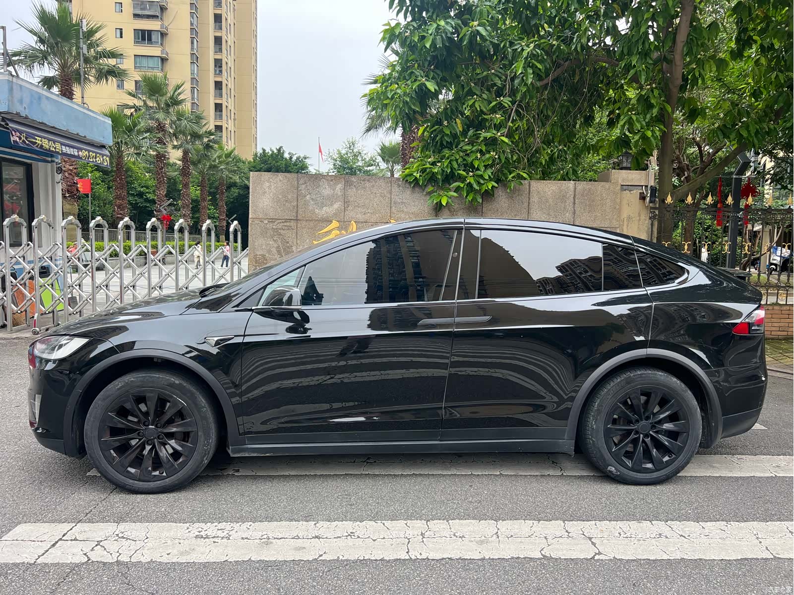 Tesla Model X, 2018 6