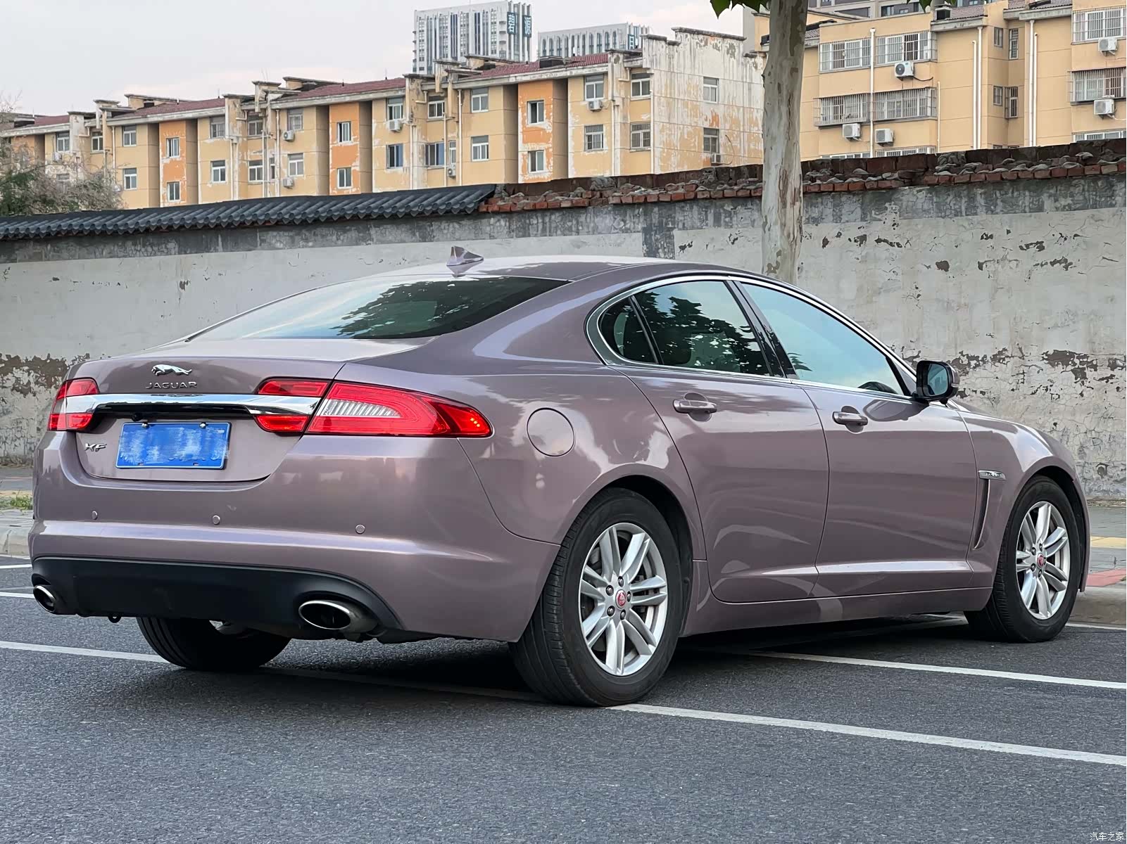 Jaguar XF, 2014 13