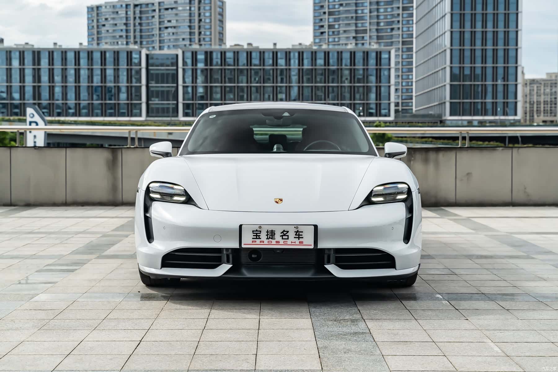 Porsche Taycan, 2020 2