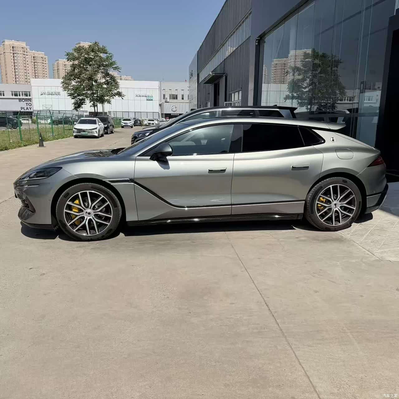 Denza Z9GT, 2024 13