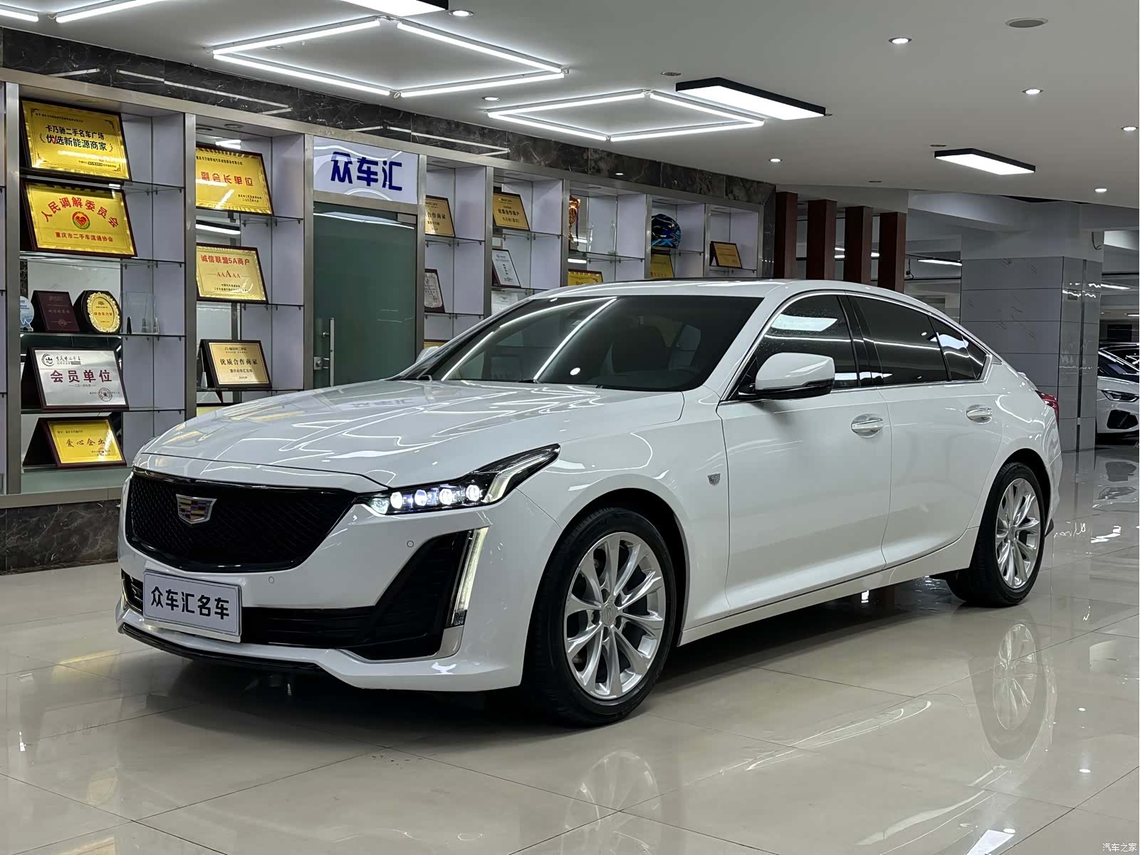 Cadillac CT5