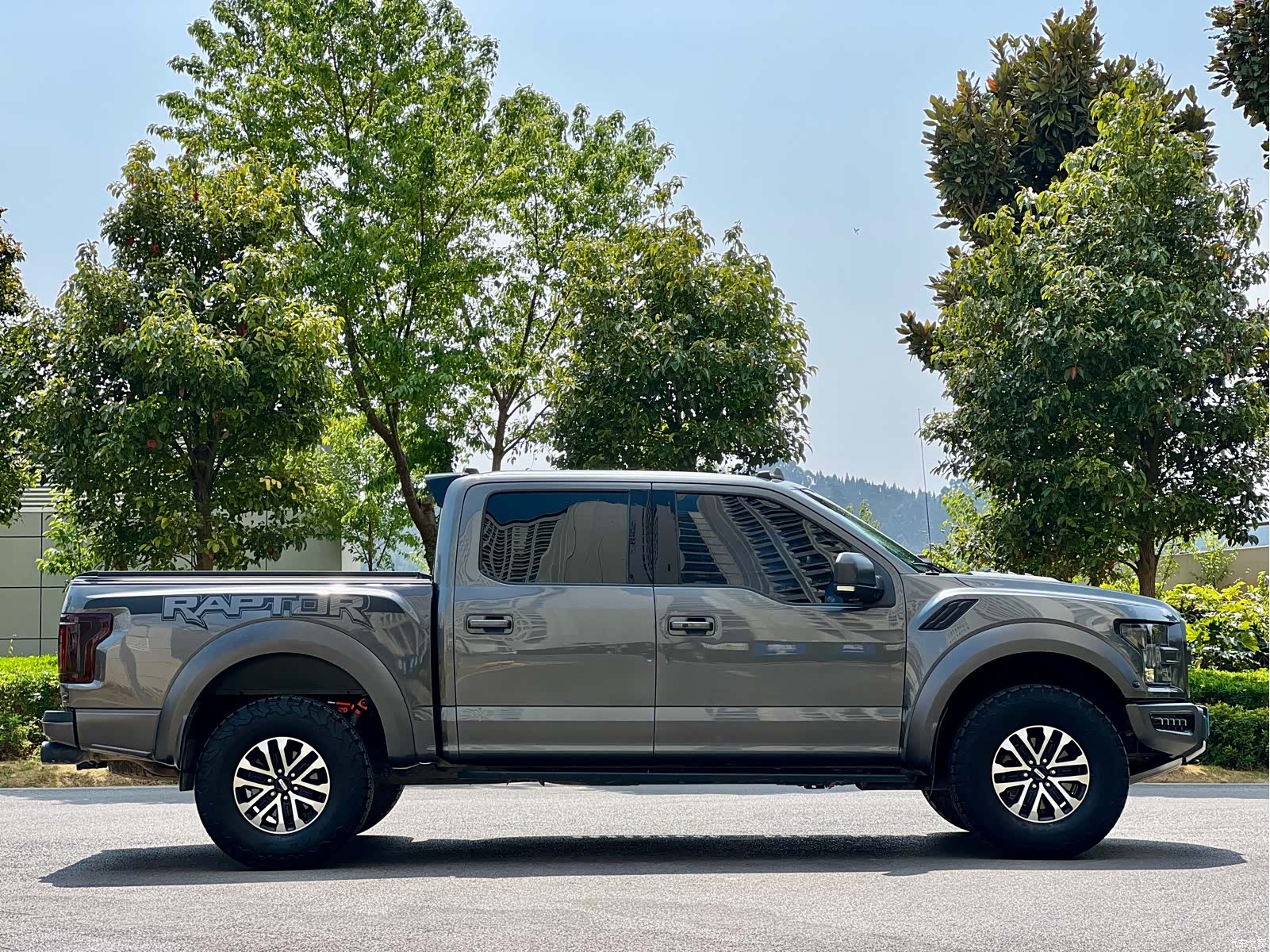 Ford F-150, 2020 11