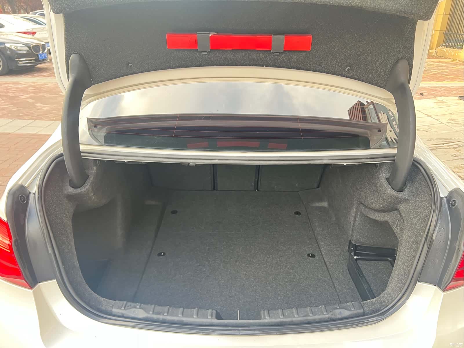 BMW 3 Series, 2017 все фото