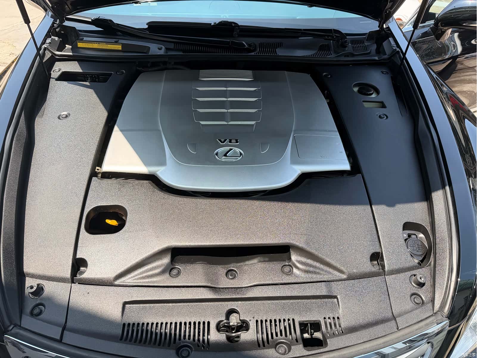 Lexus LS, 2010 7
