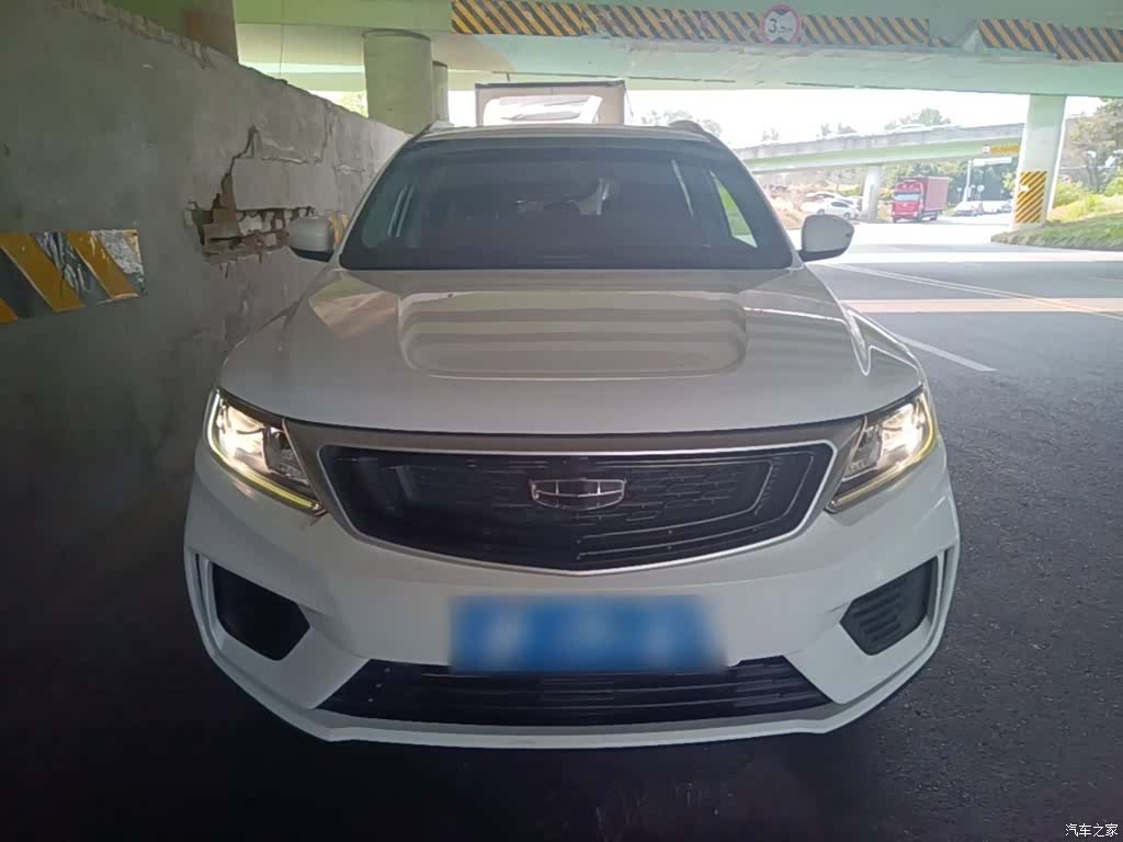 Geely X6, 2020 3