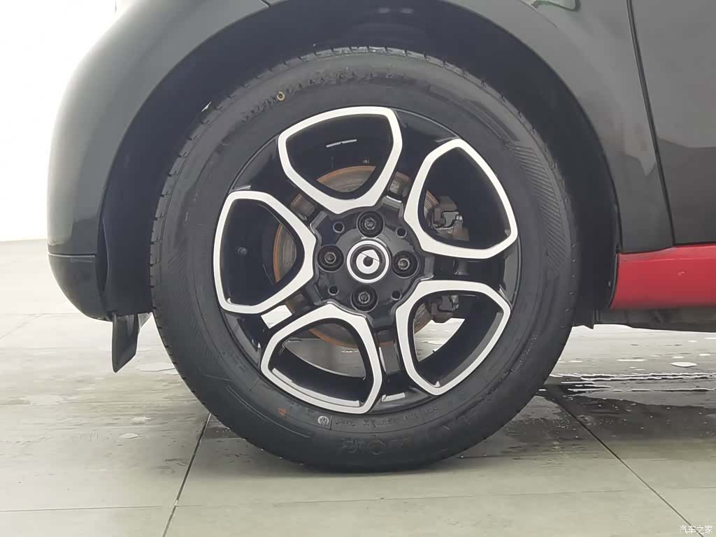 Smart Fortwo, 2019 17