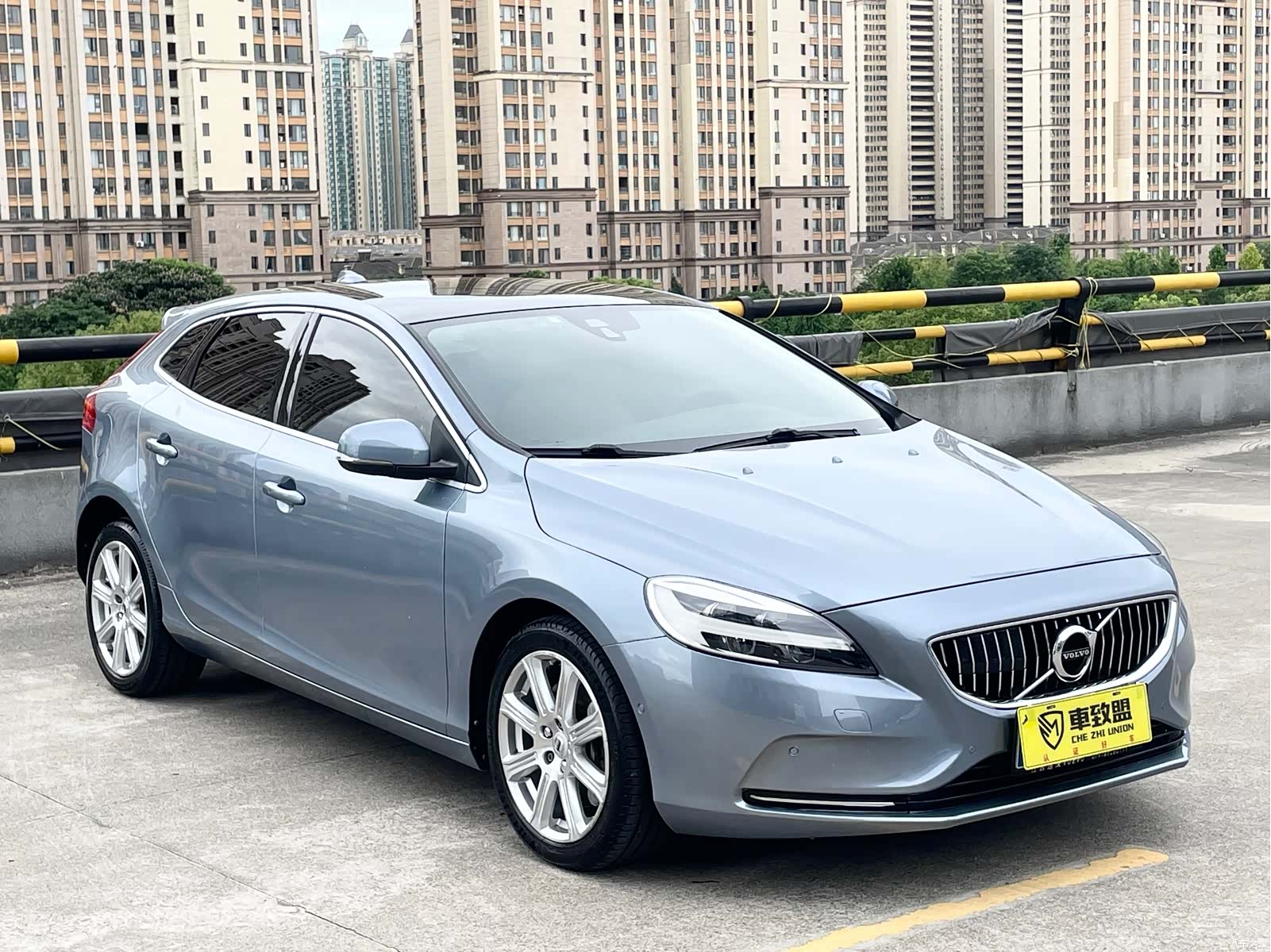Volvo V40, 2018 3
