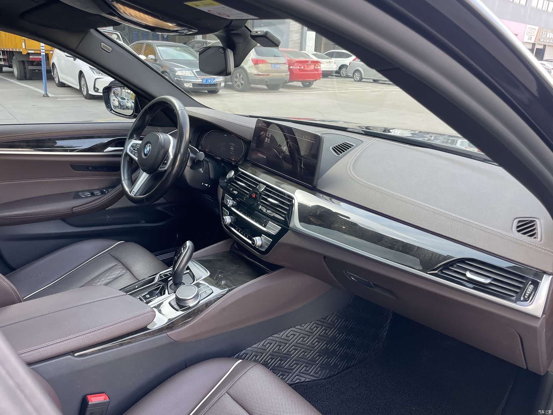 BMW 5 Series, 2021 11