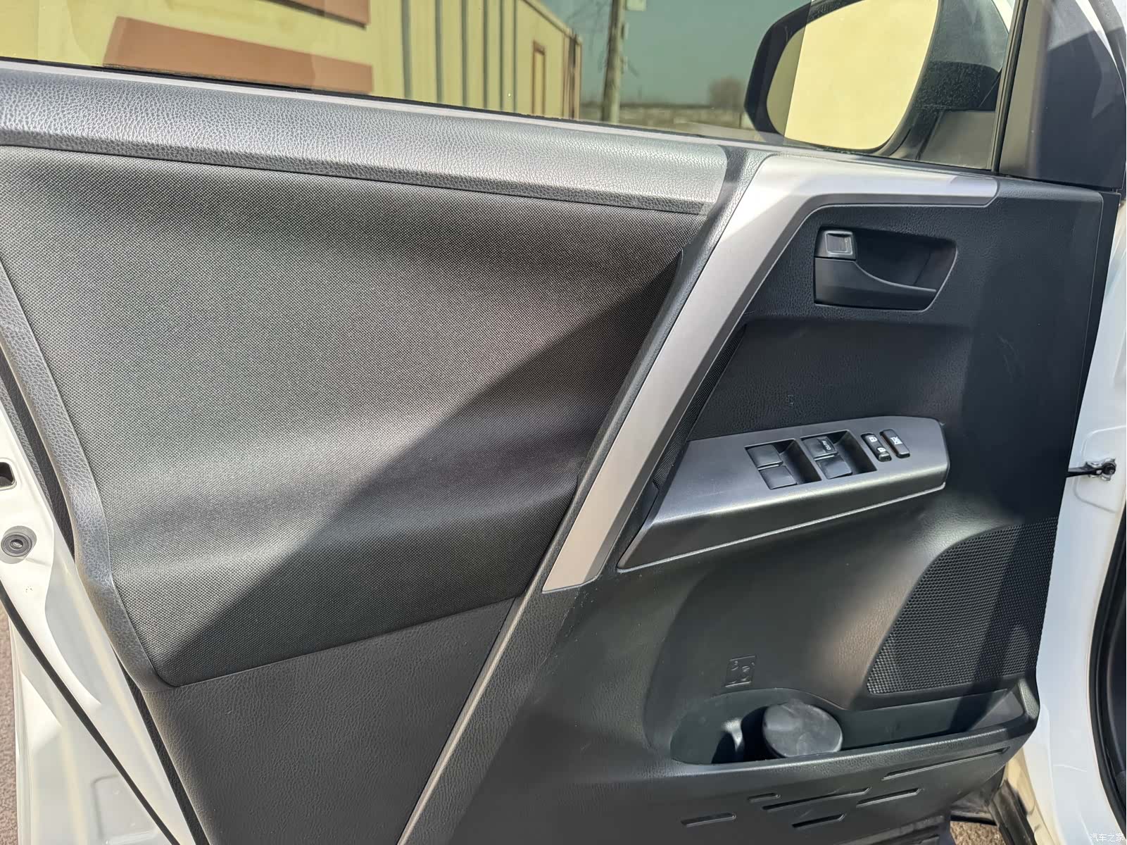 Toyota RAV4, 2018 13