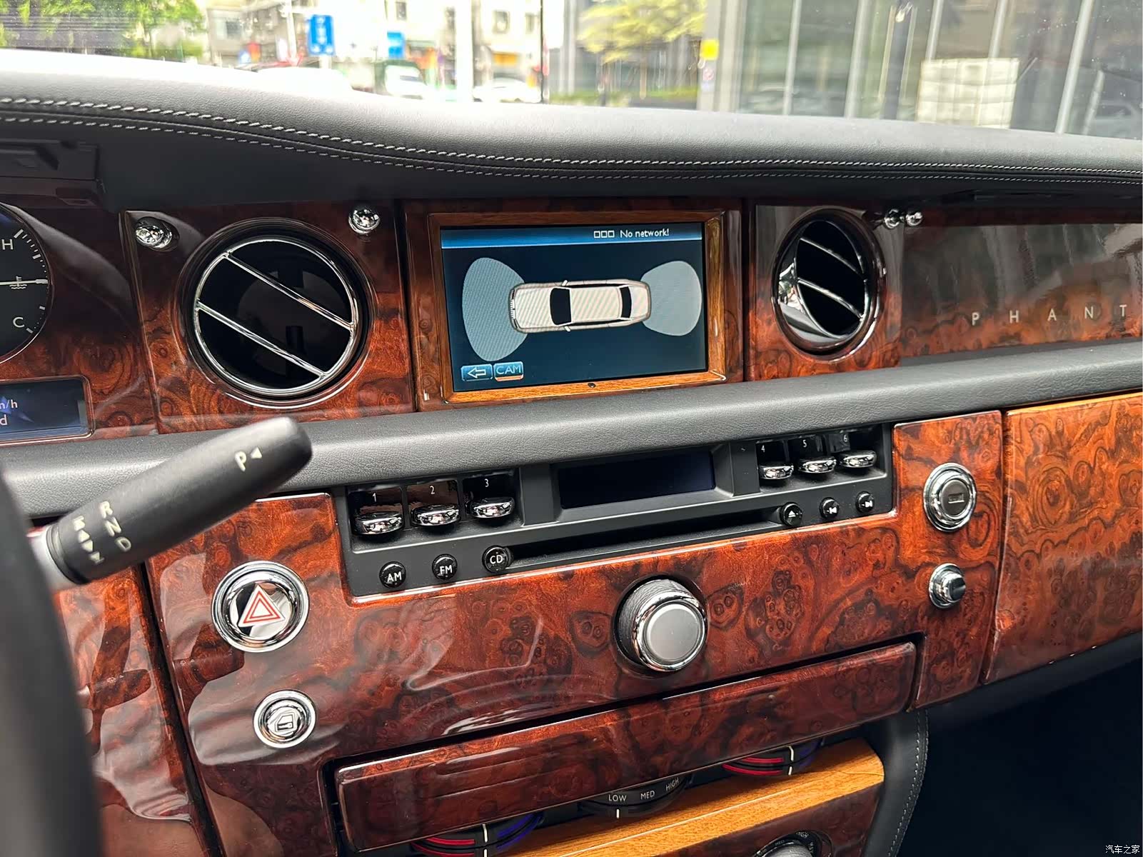 Rolls-Royce Phantom, 2010 9
