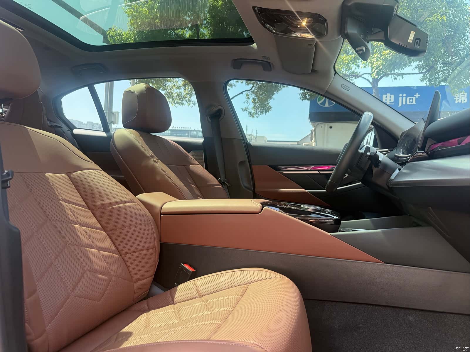 BMW 5 Series, 2024 12