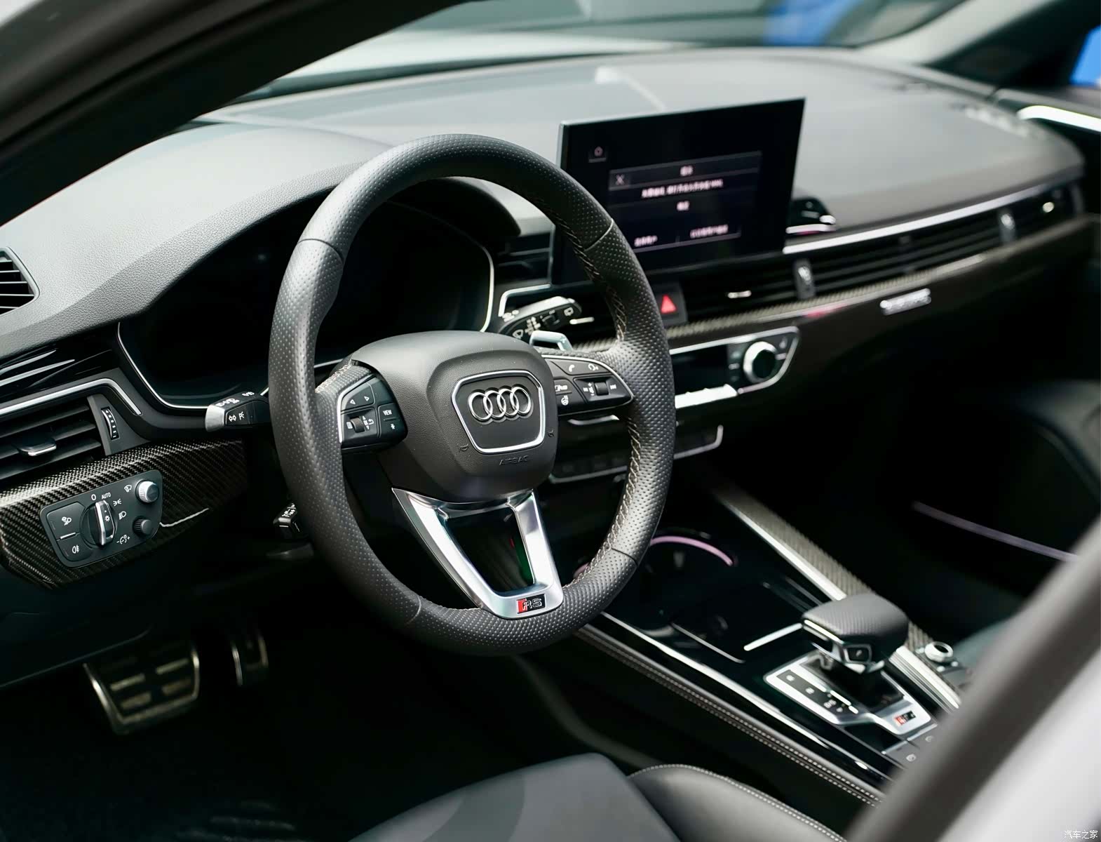 Audi RS4, 2022 7