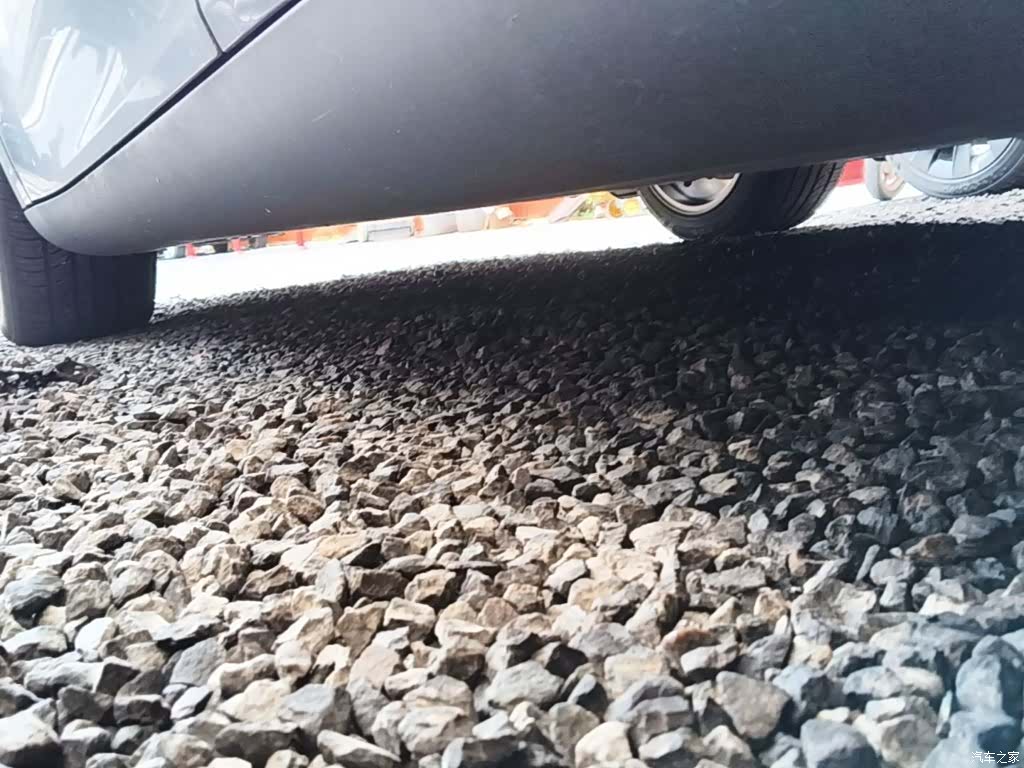 Tesla Model Y, 2022 22