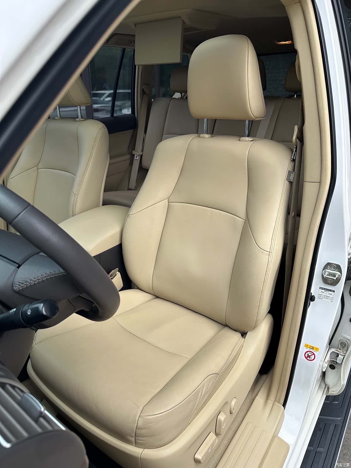 Toyota Prado, 2015 11