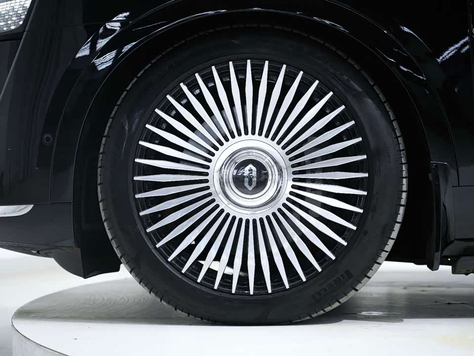 AITO Ask the world M9