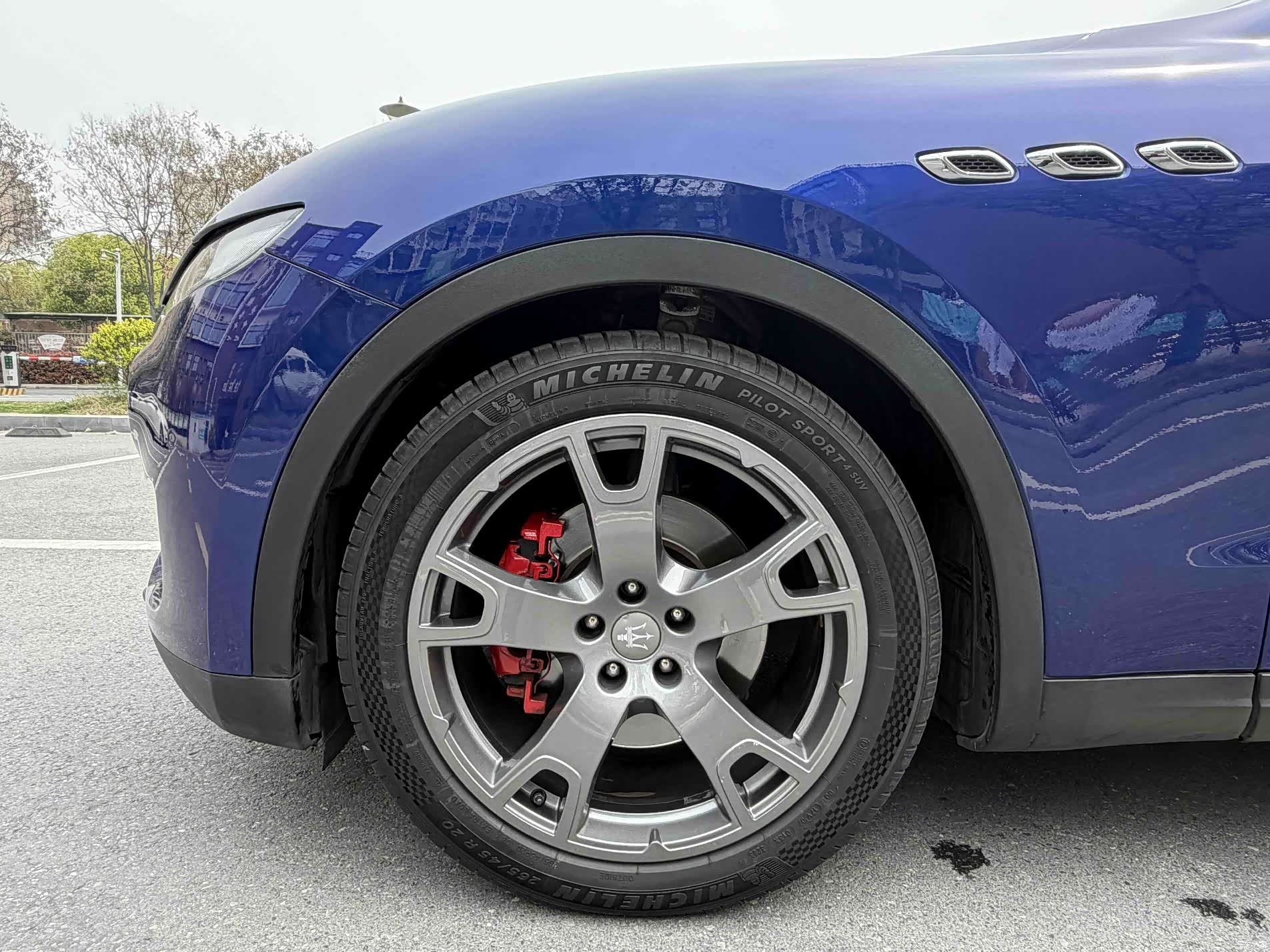 Maserati Levante, 2017 9