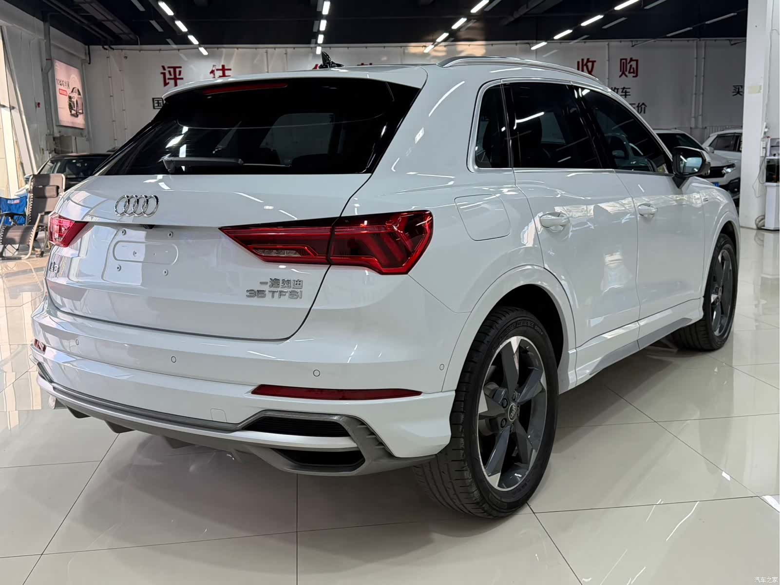 Audi Q3, 2023 6