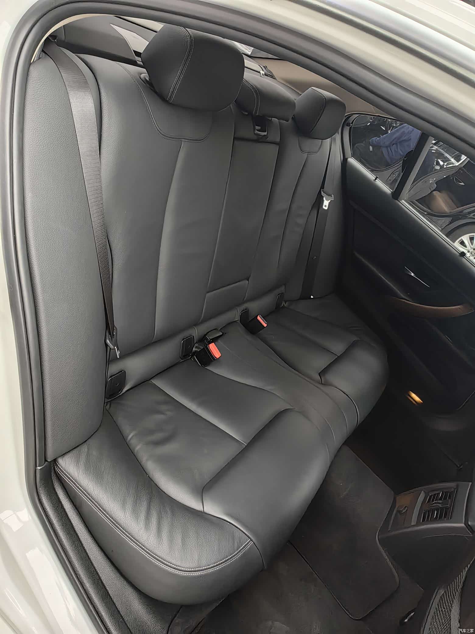 BMW 3 Series, 2013 8