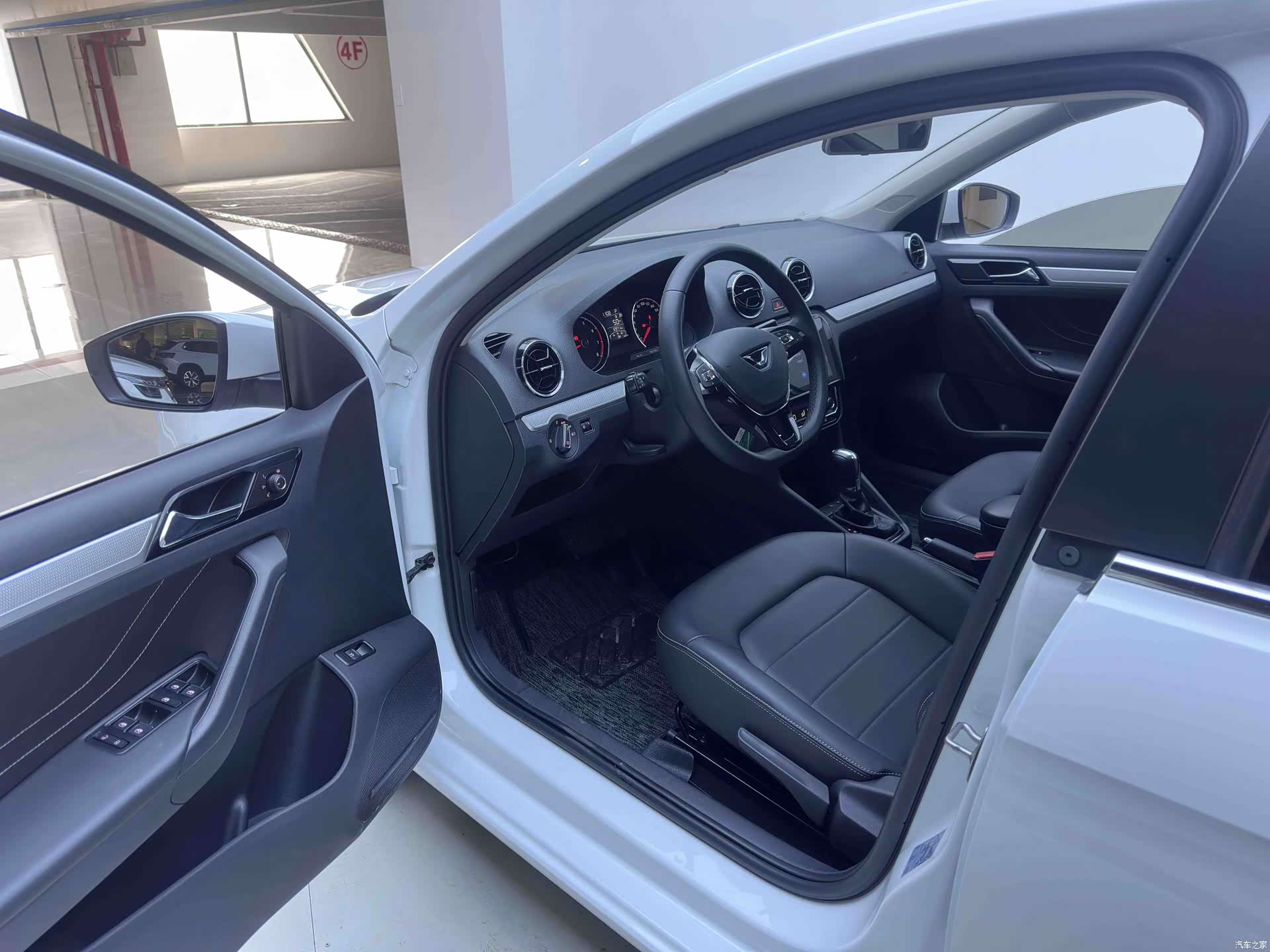 Volkswagen VA3, 2023 9