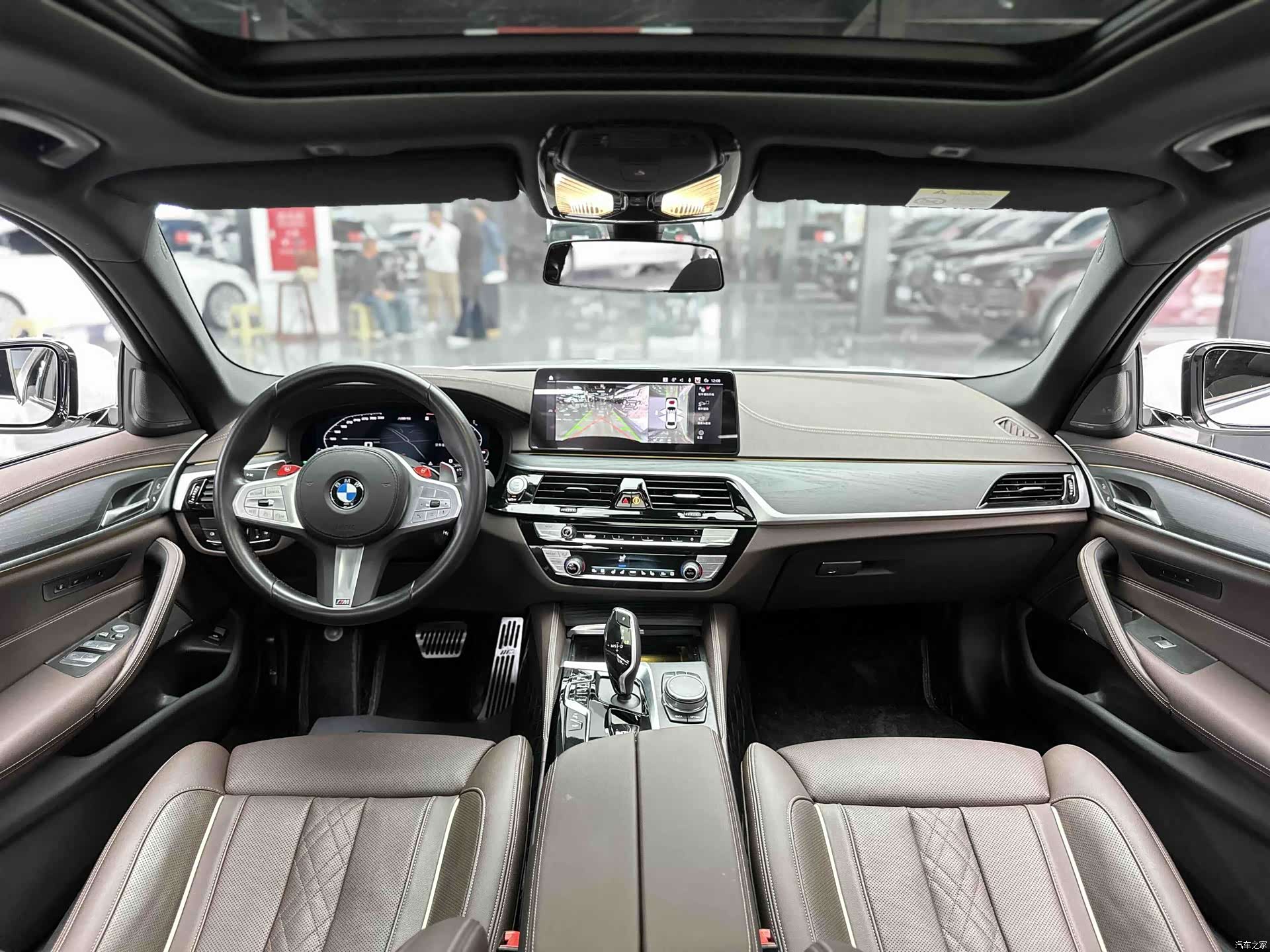 BMW 5 Series, 2023 9