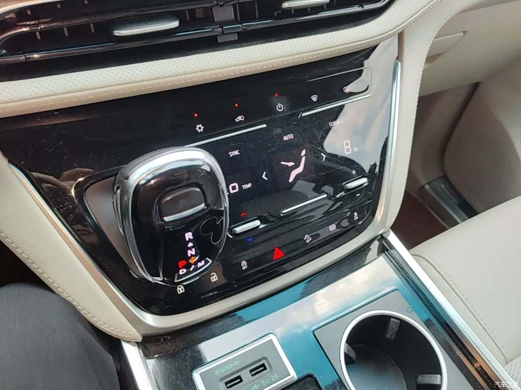 Buick GL8, 2020 14