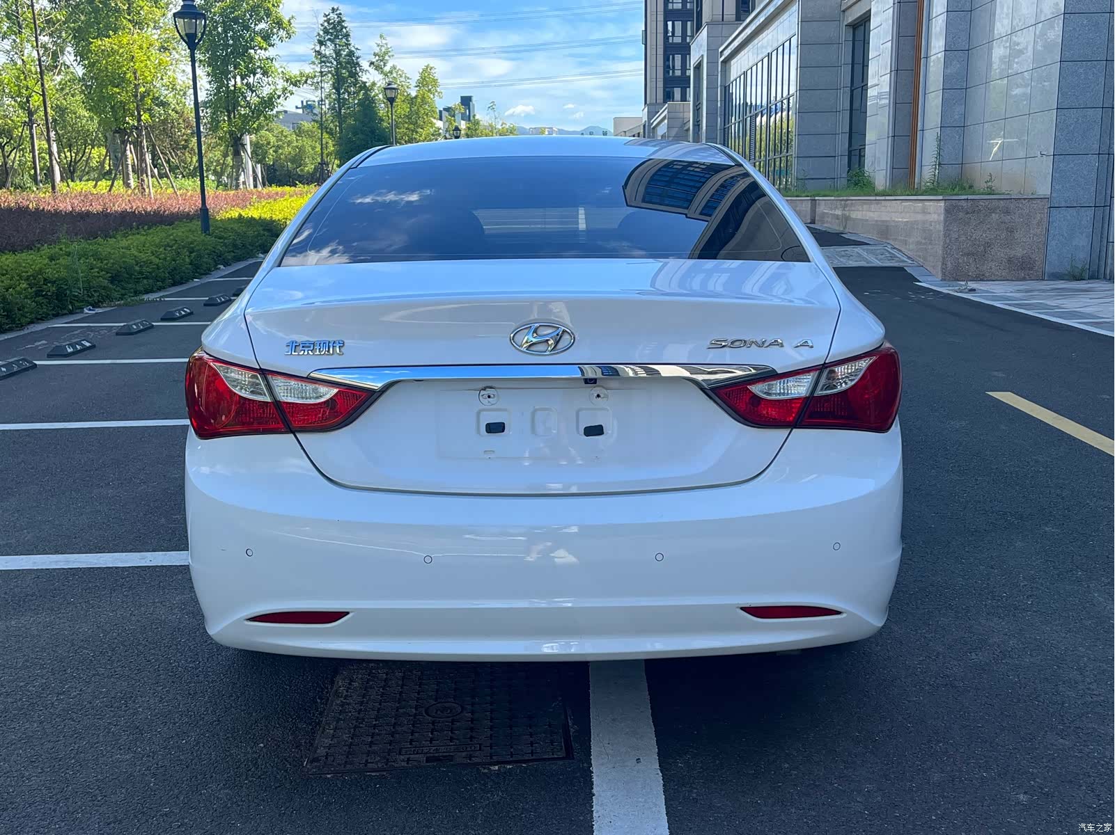 Hyundai Sonata, 2012 4
