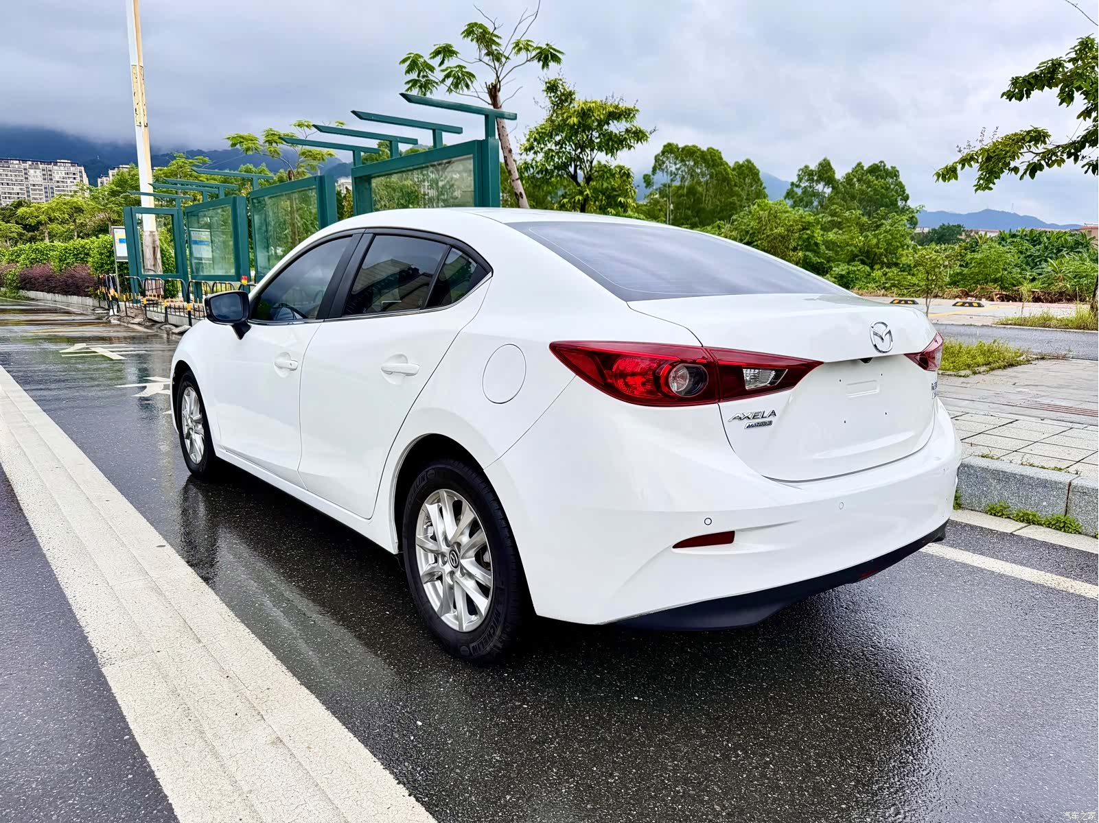 Mazda Mazda3, 2016 11