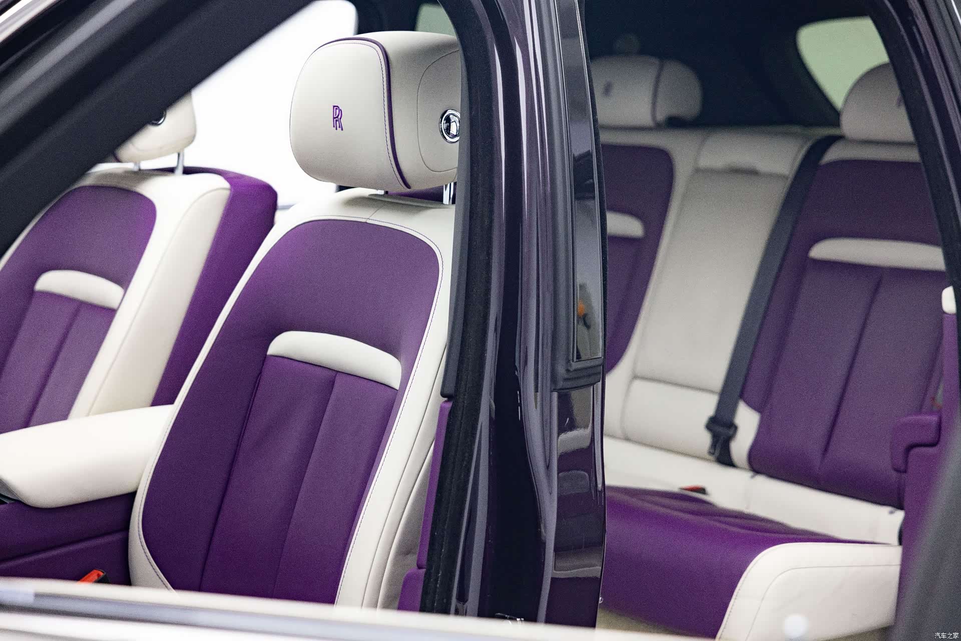 Rolls-Royce Cullinan, 2020 16
