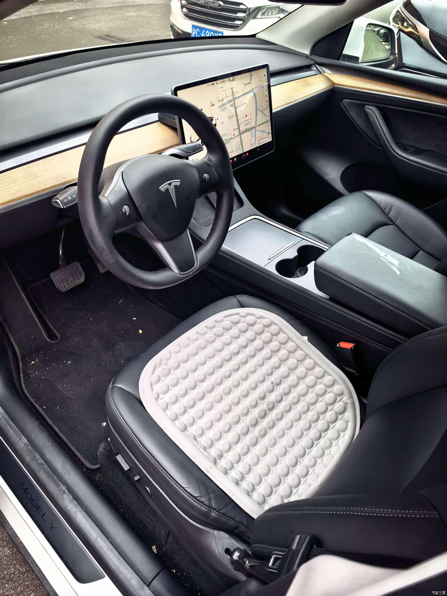 Tesla Model Y, 2021 4