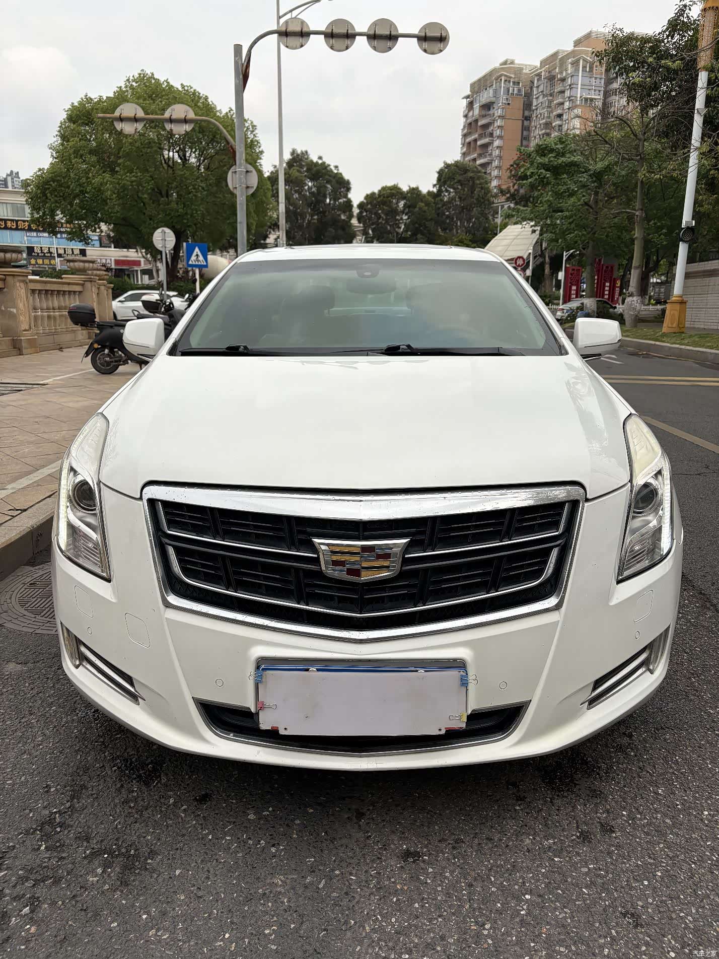 Cadillac XTS, 2016 2