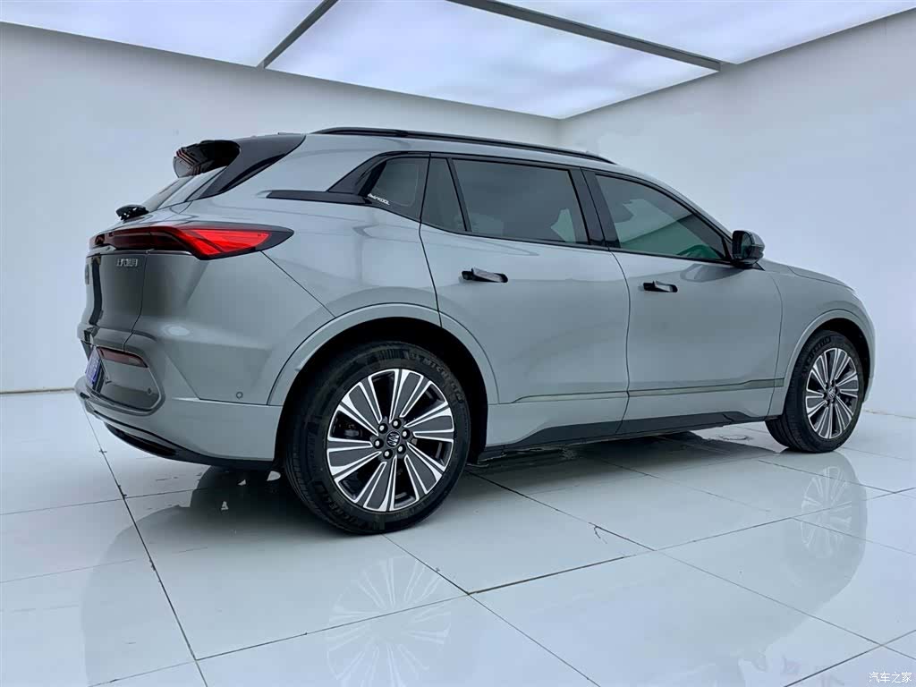Buick E5, 2024 6