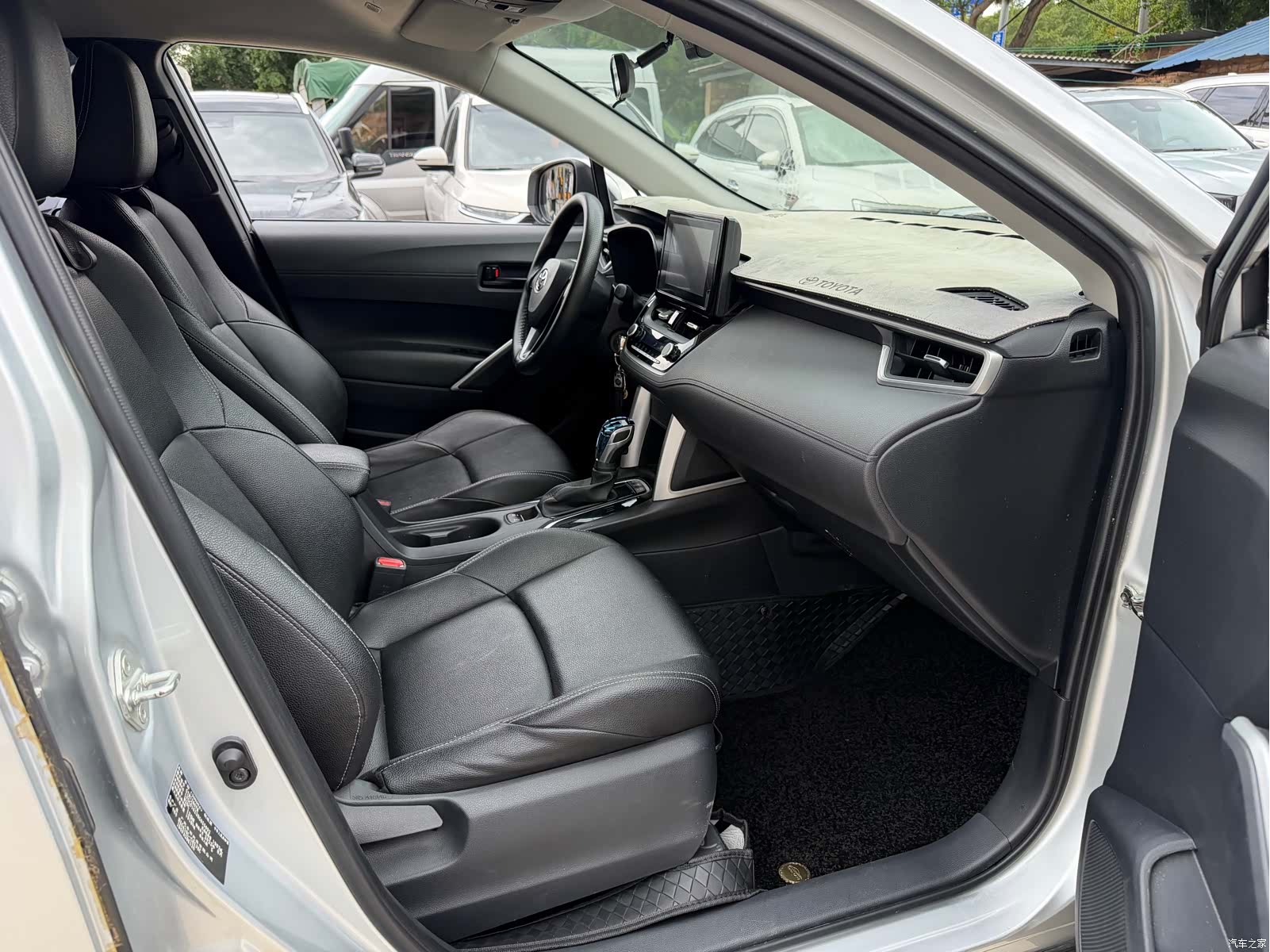 Toyota Frontlander, 2022 11