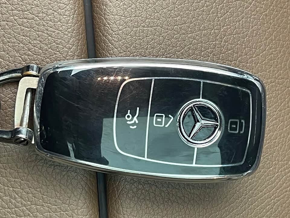 Mercedes-Benz E-class Mercedes-Benz E-class