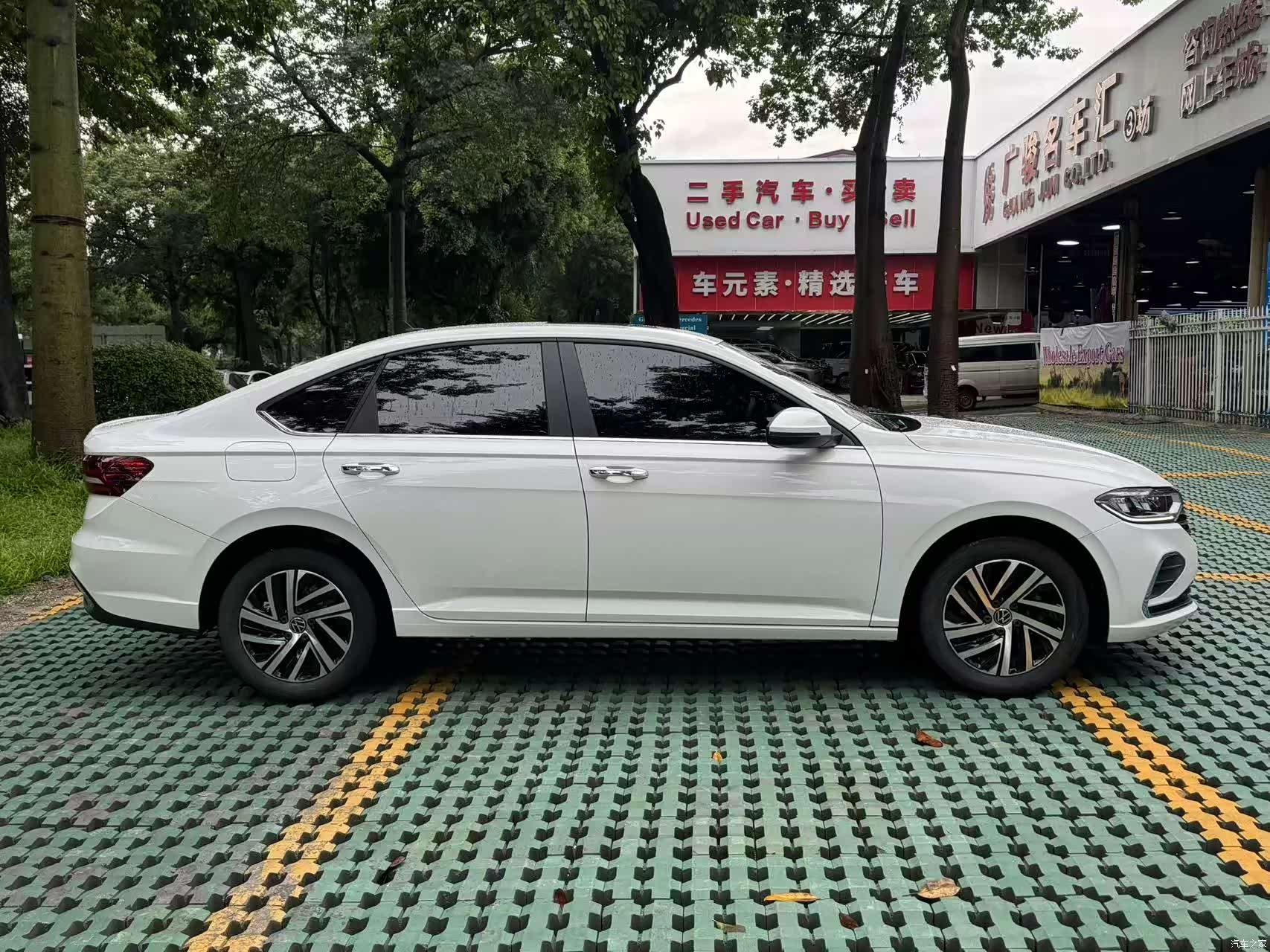 Volkswagen Lavida, 2024 4