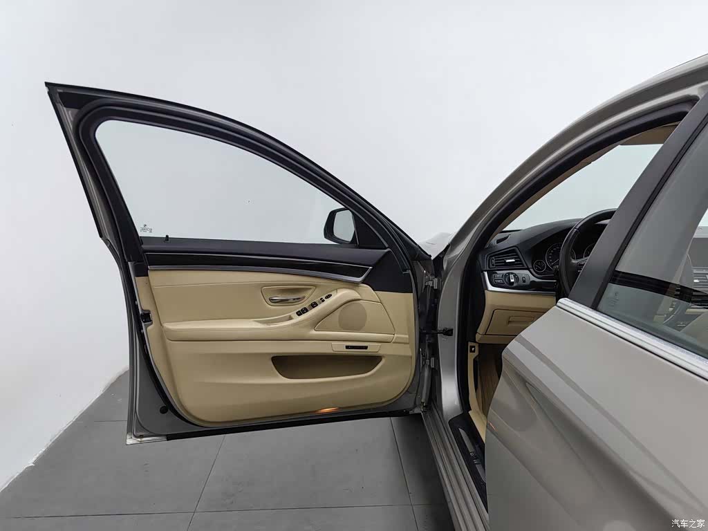 BMW 5 Series, 2014 8