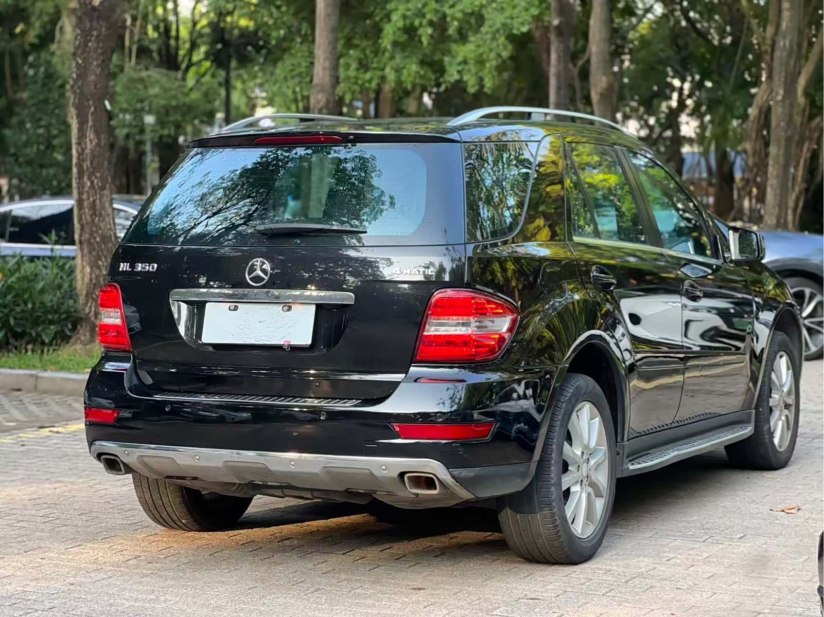 Mercedes-Benz M-Class, 2011 6
