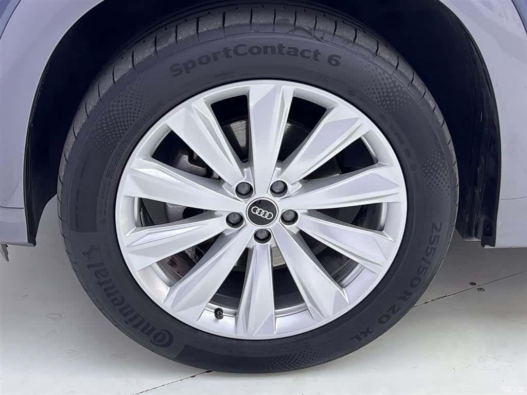Audi Q6, 2024 12