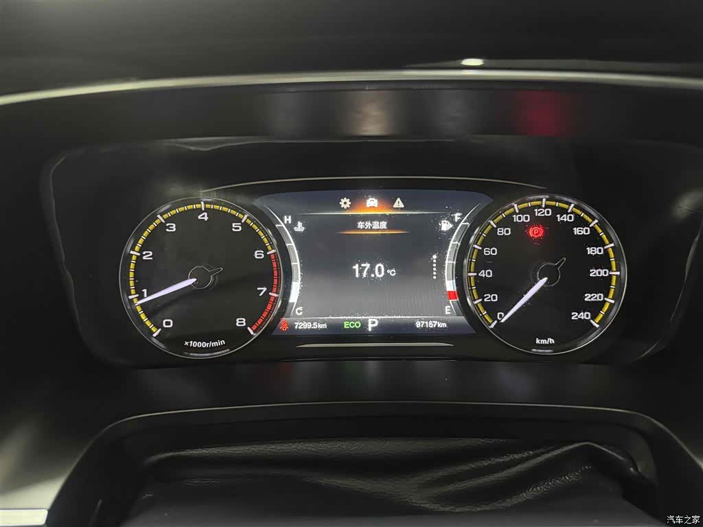 Trumpchi M8, 2021 11