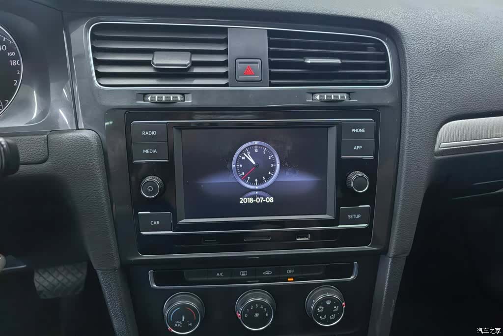 Volkswagen Golf, 2018 13