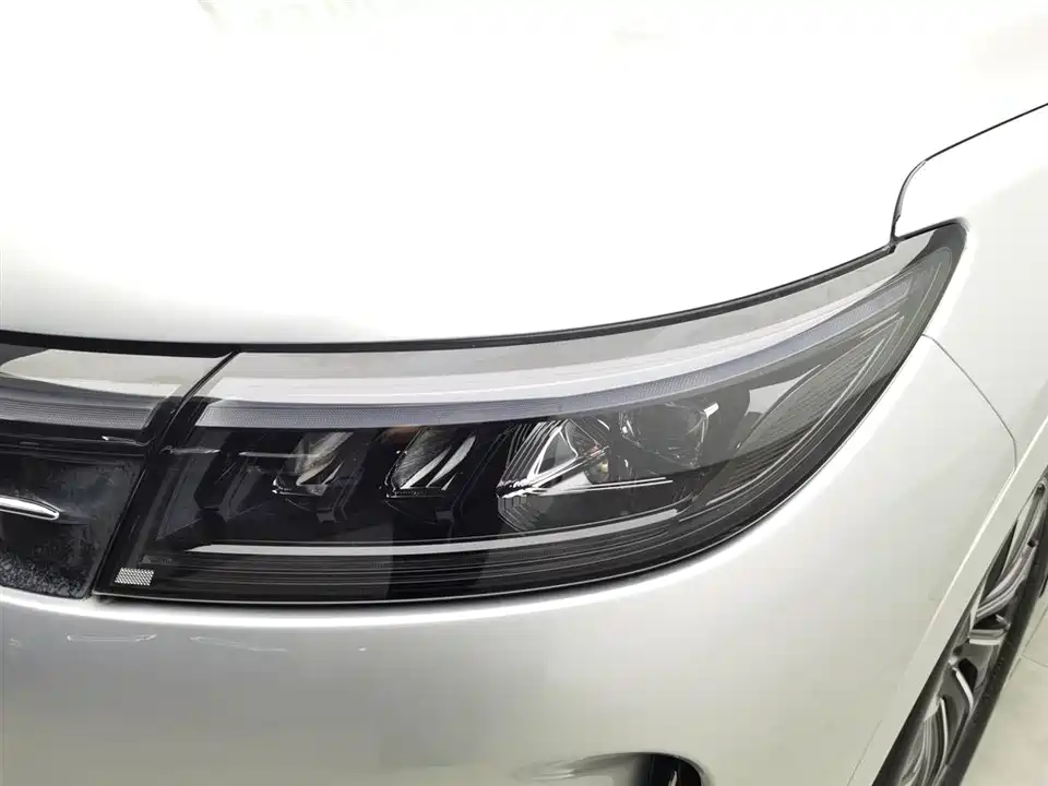 AITO Ask the world M7