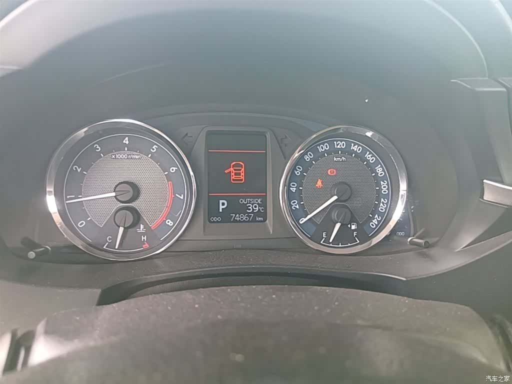 Toyota Corolla, 2016 12