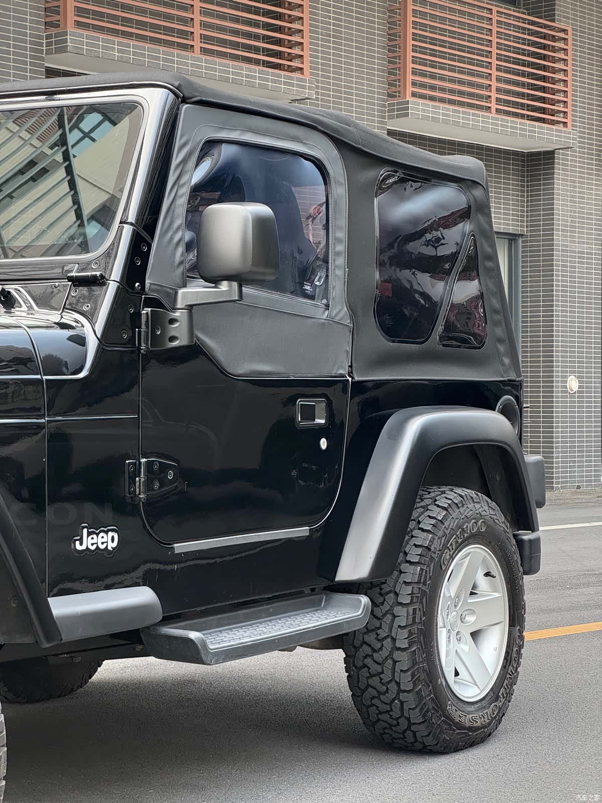 Jeep Wrangler, 2004 7