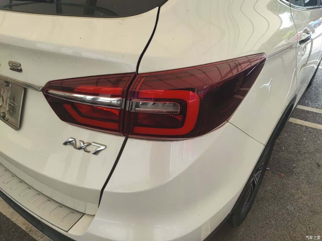 DongFeng AX7, 2018 8